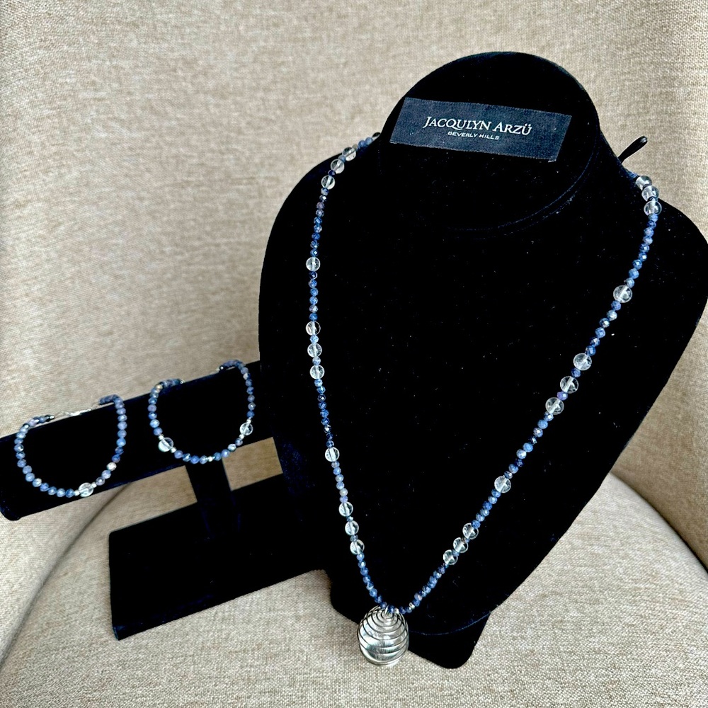 New BLUE SAPPHIRE and Silver Necklace with Bracelet 3-piece Set